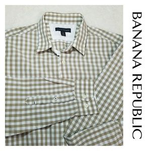 Banana Republic button down dress shirt
